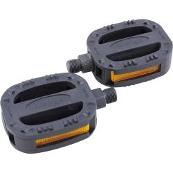 Педали Wellgo LU-P21, пластиковые, с отражателями, 1/2" детские, 90*65*31мм, 294г, черные, 6-190445, черный Педали Wellgo LU-P21, пластиковые, с отражателями, 1/2" детские, 90*65*31мм, 294г, черные, 6-190445, черный