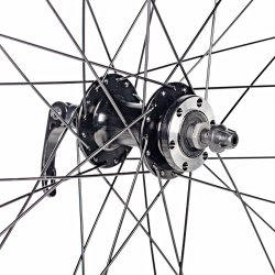 Колесо 28" переднее 32 спицы двойной обод Колесо 28" переднее 32 спицы двойной обод