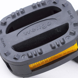 Педали Wellgo LU-P21, пластиковые, с отражателями, 1/2" детские, 90*65*31мм, 294г, черные, 6-190445, черный Педали Wellgo LU-P21, пластиковые, с отражателями, 1/2" детские, 90*65*31мм, 294г, черные, 6-190445, черный