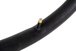 Камера велосипедная BT, 26x1.75/2.125, автониппель 33мм Камера велосипедная BT, 26x1.75/2.125, автониппель 33мм